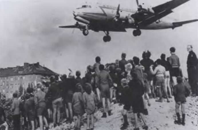 Иллюстрация к книге — Против всех [i_034.jpg]