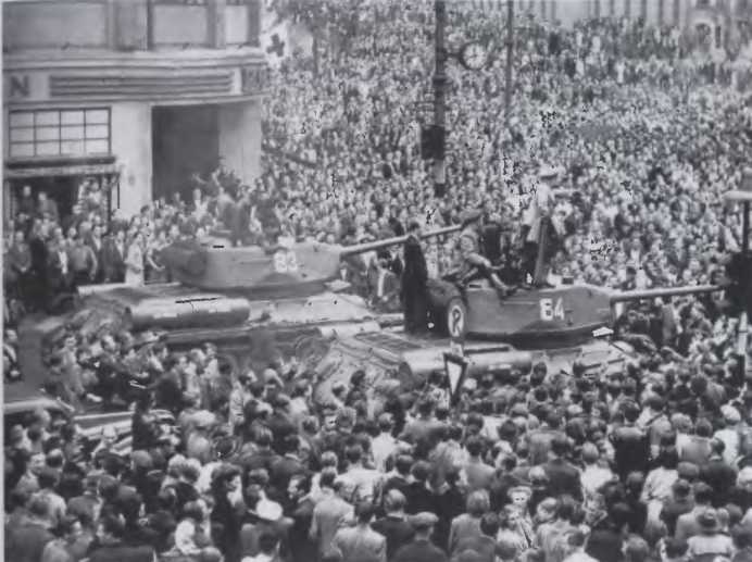 Иллюстрация к книге — Против всех [i_036.jpg]