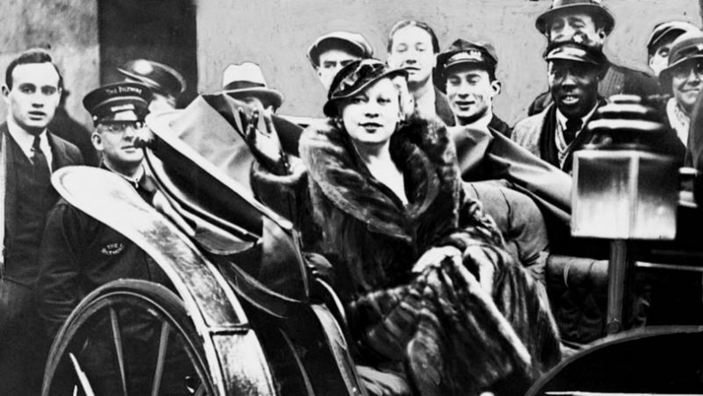 Иллюстрация к книге — Восхитительные женщины. Неподвластные времени [i_141.jpg]