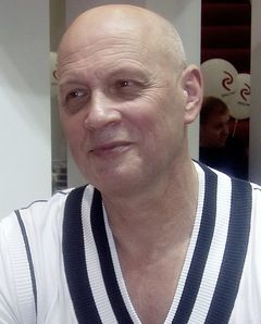 Василий Головачев - биография автора