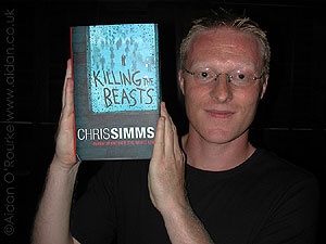 Крис Симмс - биография автора