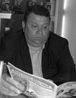 Максим Макарычев - биография автора