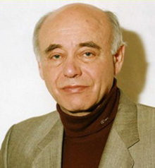 Михаил Ахманов - биография автора