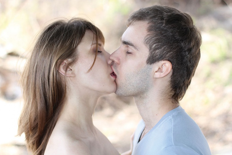 Как правильно целоваться. Лучшее руководство по искусству поцелуев