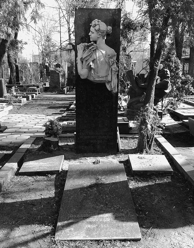 Легенды московских кладбищ
