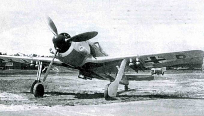 Focke-Wulf FW190 A/F/G.  1