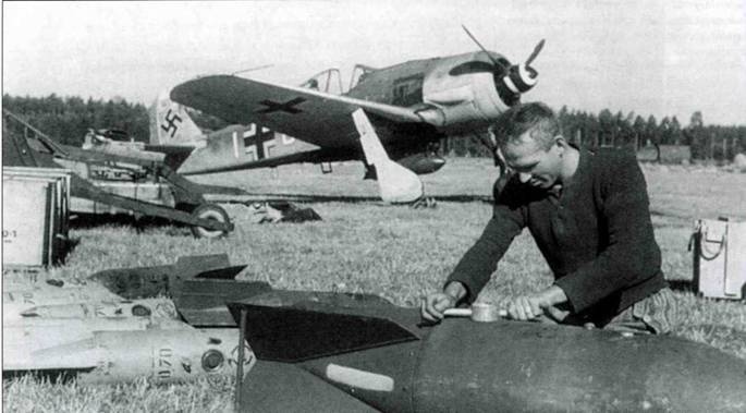 Focke-Wulf FW190 A/F/G.  1