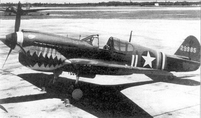 Curtiss P-40.  3