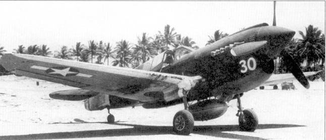 Curtiss P-40.  3