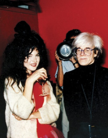 Тама Яновиц