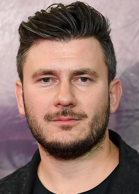 Дмитрий Глуховский