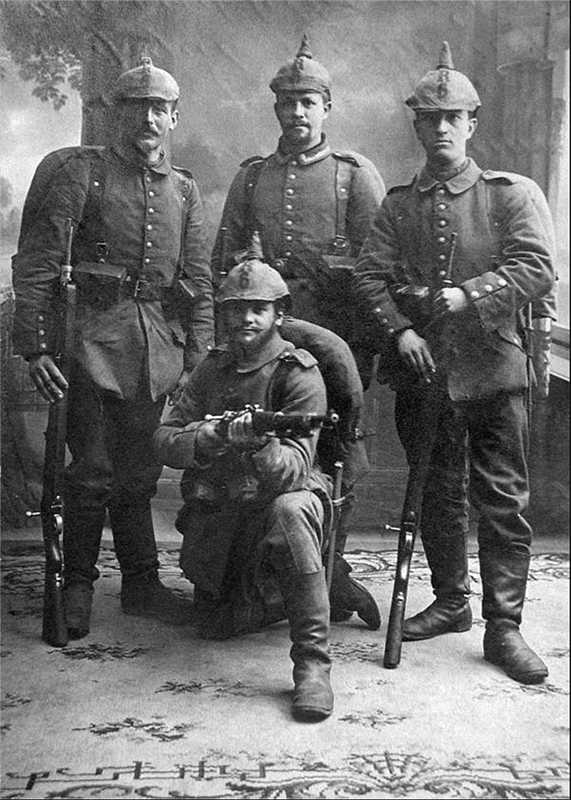 Иллюстрация к книге — Младенец и черт [The-baby-and-the-devil-47.jpg]