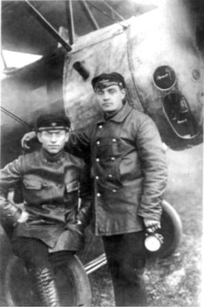 Иллюстрация к книге — Гражданская война в России 1917 - 1922. Красная Армия [Red-Army-16.jpg]