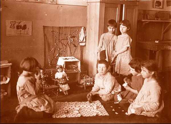 Иллюстрация к книге — Правдивая история Деда Мороза [i_066.jpg]