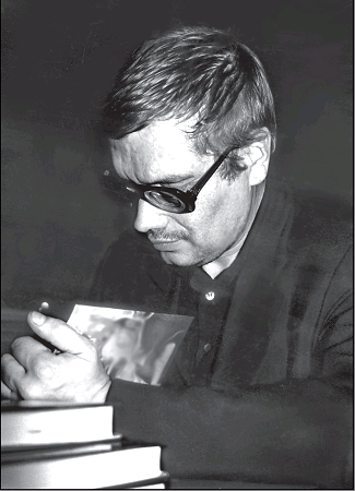 Иллюстрация к книге — Гвардейское столетие [pic_1.png]