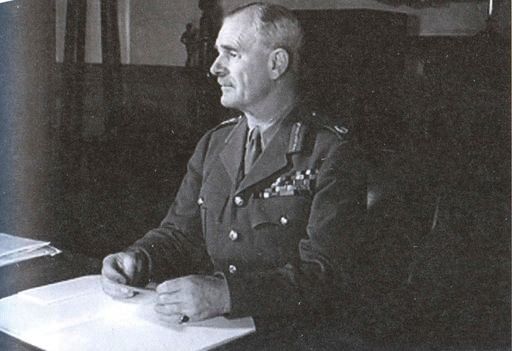 Иллюстрация к книге — В августе 1941 [i_020.jpg]