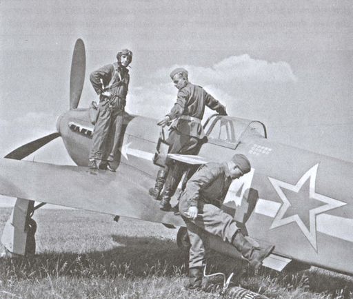 Иллюстрация к книге — Советская авиапромышленность в годы Великой Отечественной войны [i_041.jpg]