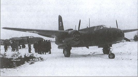 Иллюстрация к книге — Советские ВВС против кригсмарине [i_053.jpg]