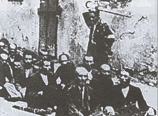 Иллюстрация к книге — Холокост в Латвии. «Убить всех евреев!» [i_013.jpg]