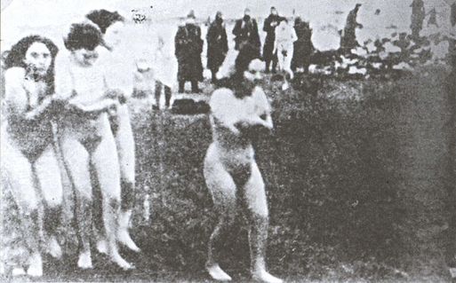 Иллюстрация к книге — Холокост в Латвии. «Убить всех евреев!» [i_029.jpg]