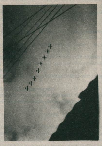 Иллюстрация к книге — Дом странных детей [i_023.jpg]