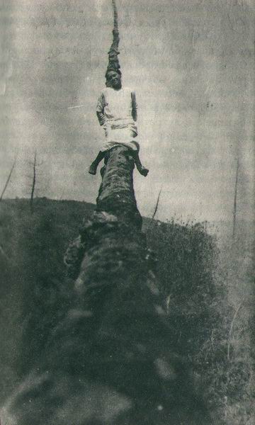 Иллюстрация к книге — Дом странных детей [i_032.jpg]