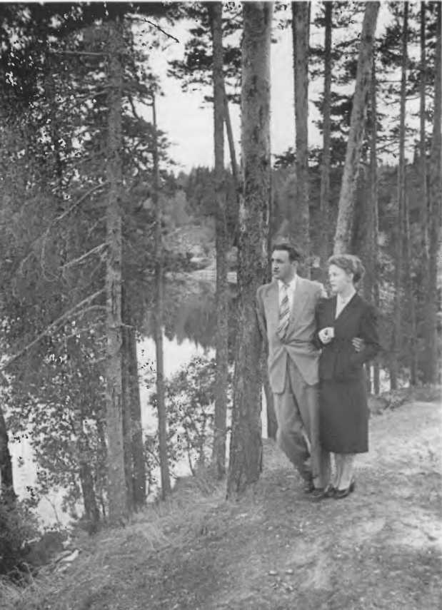 Иллюстрация к книге — Голый шпион [i_003.jpg]