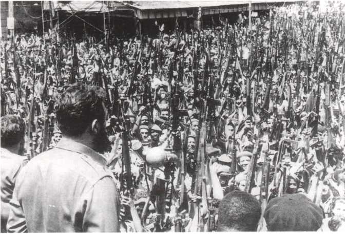 Иллюстрация к книге — Кузькина мать. Хроника великого десятилетия [i_052.jpg]