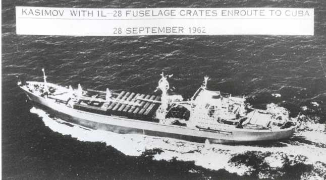 Иллюстрация к книге — Кузькина мать. Хроника великого десятилетия [i_110.jpg]