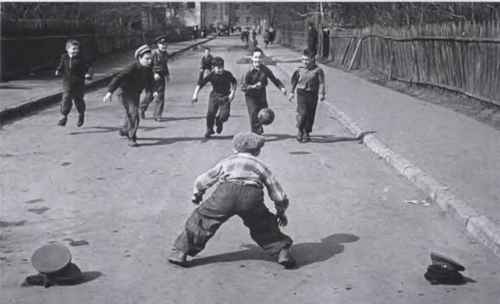 Иллюстрация к книге — Против всех [i_122.jpg]