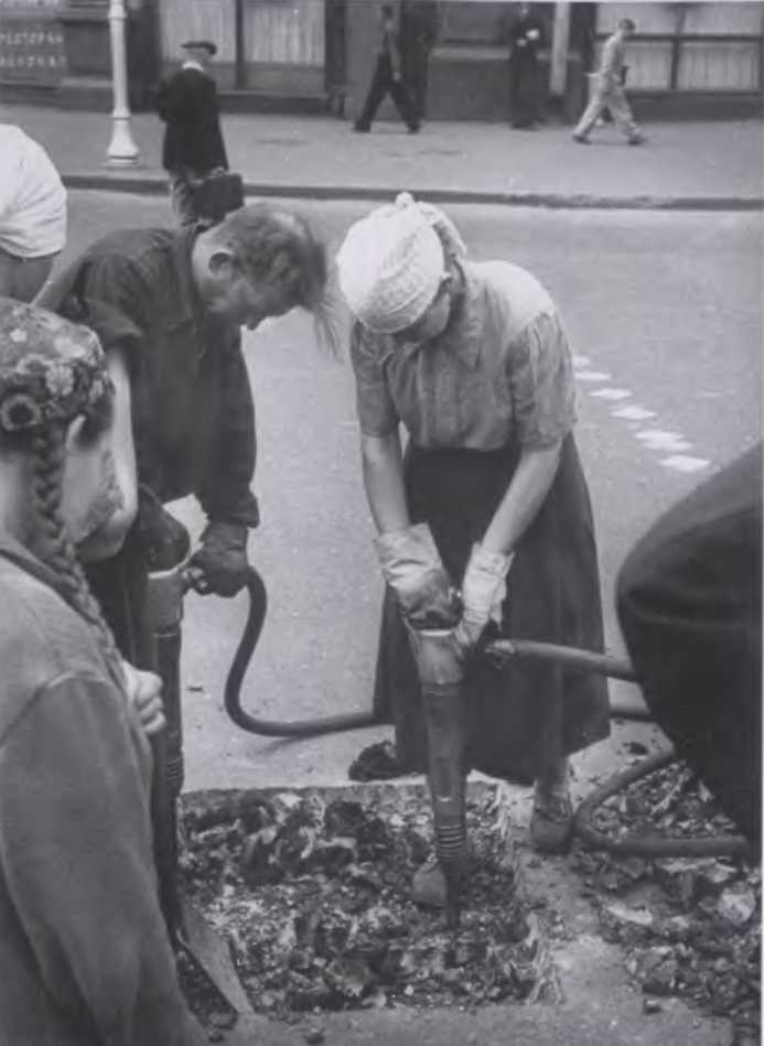 Иллюстрация к книге — Против всех [i_132.jpg]