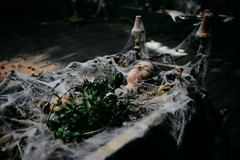 Иллюстрация к книге — Вий [i_001.jpg]