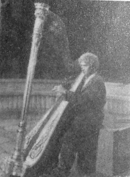 Иллюстрация к книге — Прекрасная Отеро [pic_31.jpg]