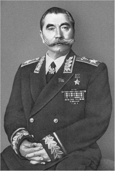 Иллюстрация к книге — Буденный [i_001.jpg]