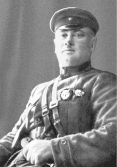 Иллюстрация к книге — Буденный [i_019.jpg]