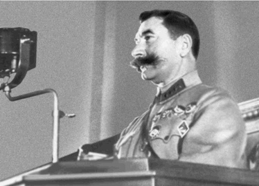 Иллюстрация к книге — Буденный [i_041.jpg]