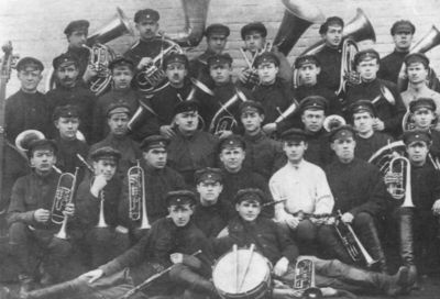 Иллюстрация к книге — Котовский [i_019.jpg]