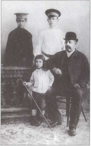 Иллюстрация к книге — Террор на пороге [i_041.jpg]