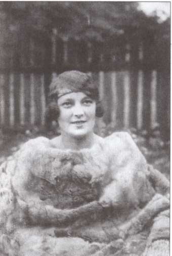 Иллюстрация к книге — Террор на пороге [i_043.jpg]