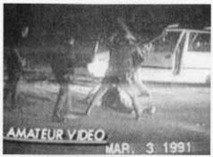 Иллюстрация к книге — Медиавирус [bdtofb2im_7.jpg]