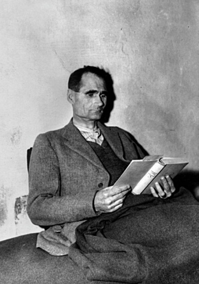 Иллюстрация к книге — Тайная миссия Третьего Рейха [i_124.jpg]