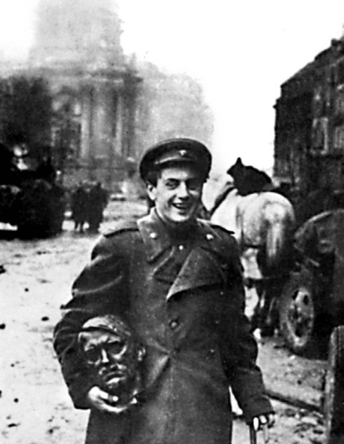 Иллюстрация к книге — Тайная миссия Третьего Рейха [i_146.jpg]