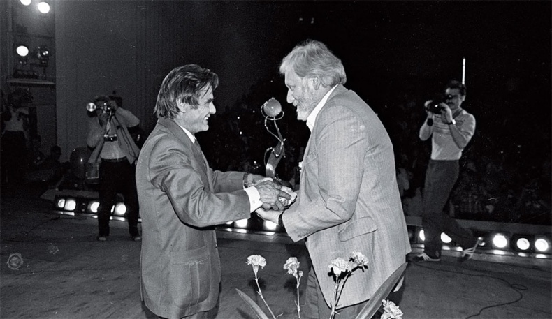 Иллюстрация к книге — Ебург [i_010.jpg]