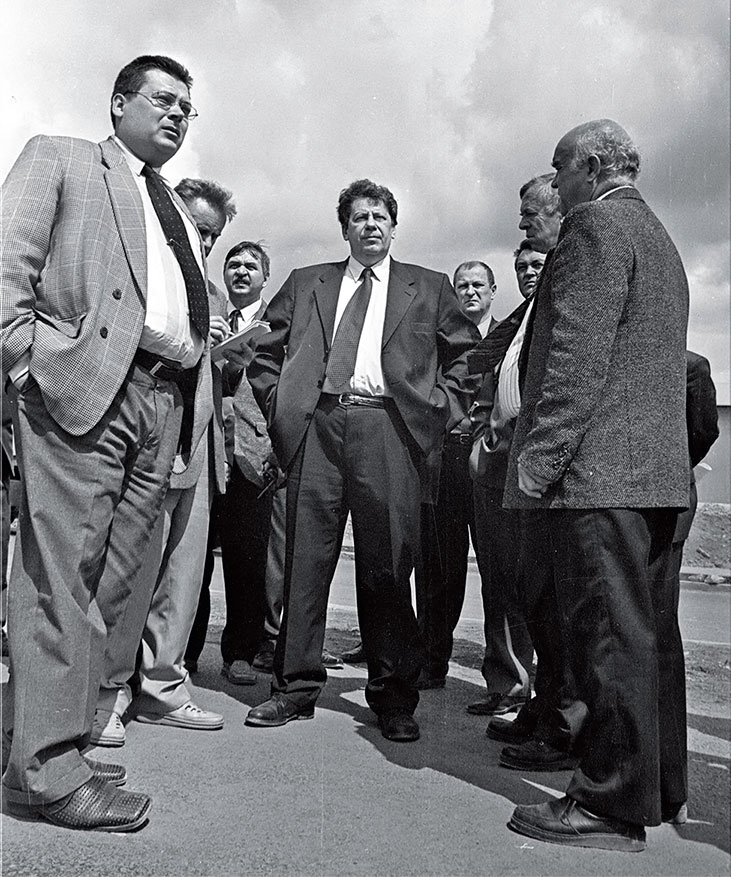 Иллюстрация к книге — Ебург [i_058.jpg]