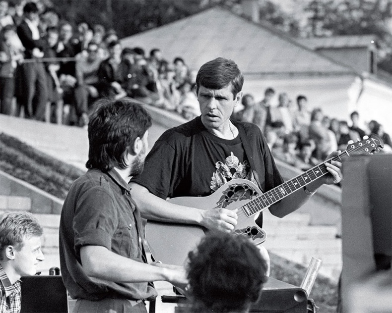 Иллюстрация к книге — Ебург [i_102.jpg]