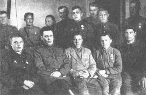 Иллюстрация к книге — Русские диверсанты против &quot;кукушек&quot; [i_032.jpg]