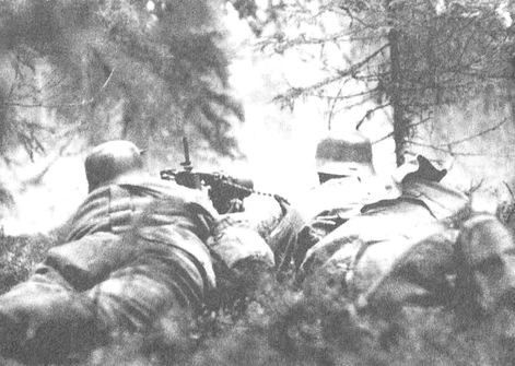 Иллюстрация к книге — Русские диверсанты против &quot;кукушек&quot; [i_065.jpg]