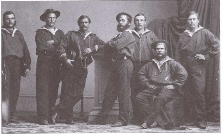 Иллюстрация к книге — Семь футов под килем [i_014.jpg]