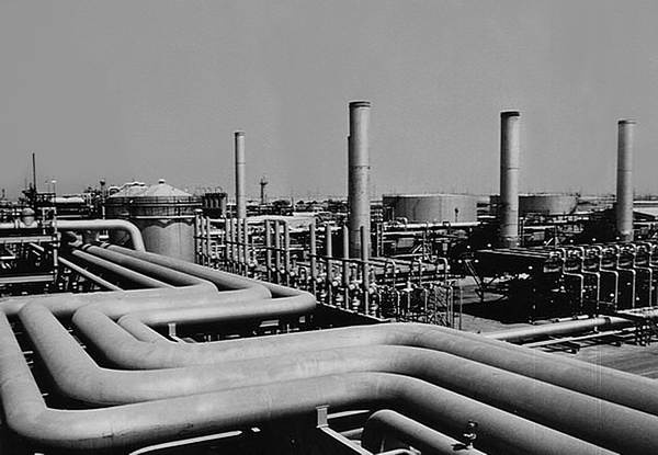 Иллюстрация к книге — Крещение огнем. Алтарь победы [_06rastanura.jpg]