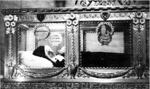 Иллюстрация к книге — Книга вампиров [i_042.jpg]